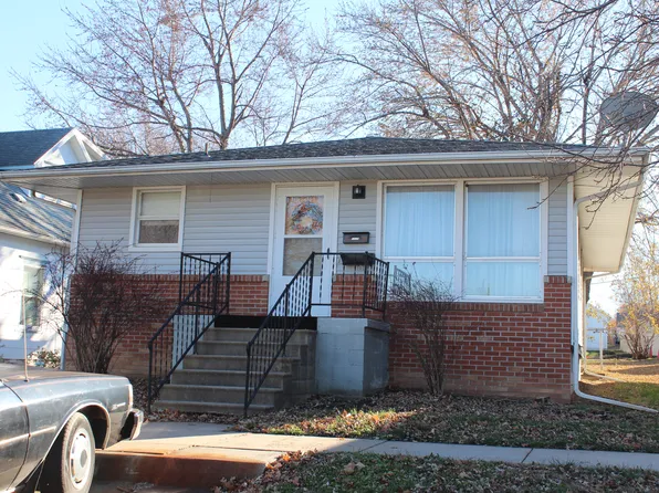 1115 13th St, Auburn, NE 68305