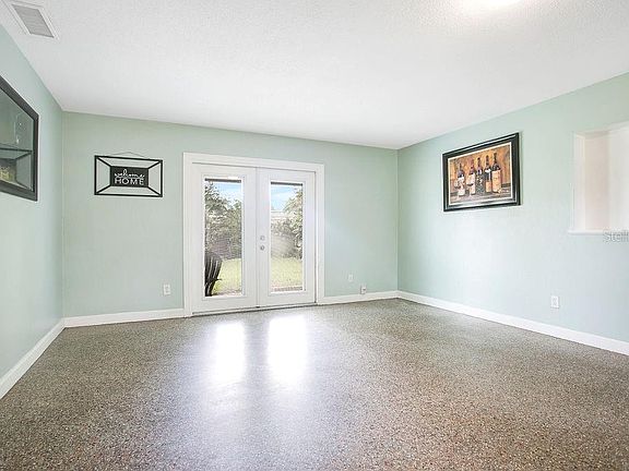 4th image of 5937 Colchester Dr
