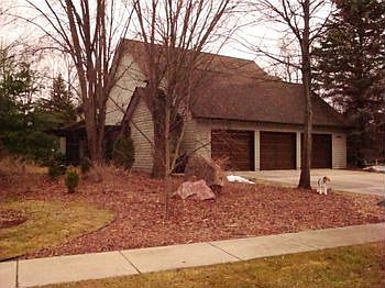 2nd image of 3000 Scarborough Ln