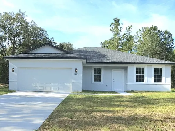 1912 W McNeal Dr, Citrus Springs, FL 34434