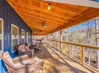 761 Metal Ford Rd, Hohenwald, TN 38462