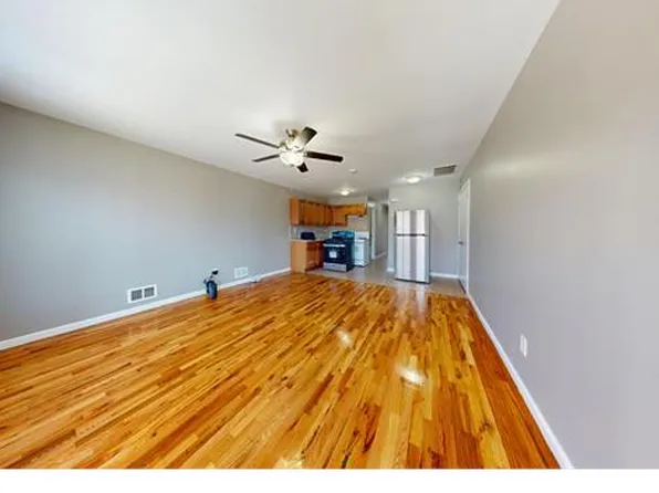 245 Lockman Ave #1, Staten Island, NY 10303