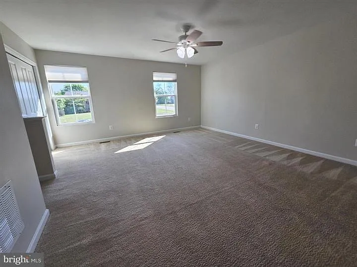 Building Photo - 1909 Crepe Myrtle Ln