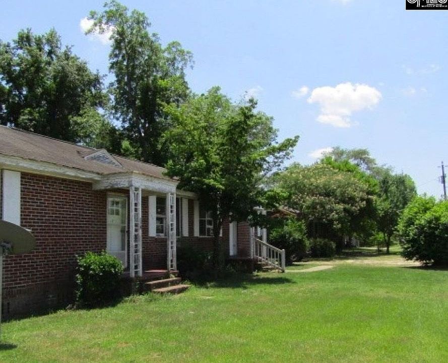 2nd image of 21 Willow Dr