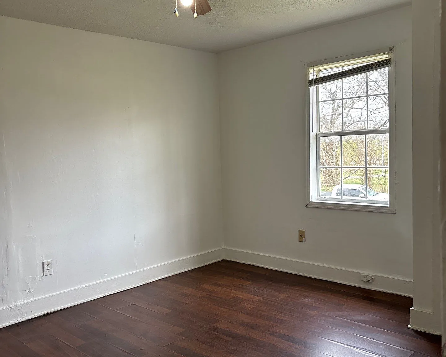 1105 North McLemore Avenue. - Brownsvil — Photo 2