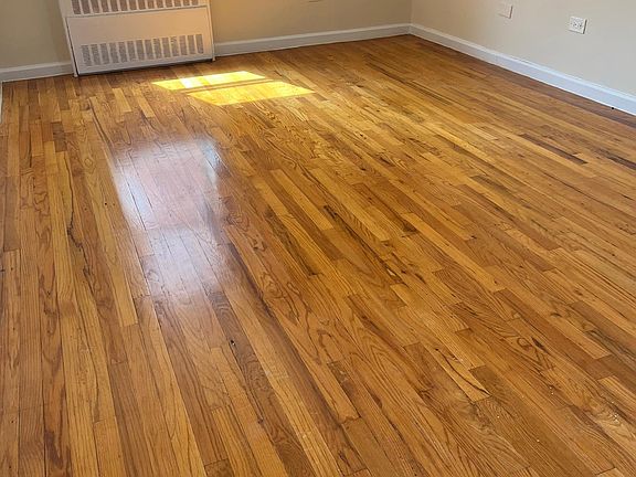 4th image of 3320 Parsons Blvd #3F