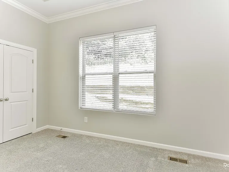 1010 Chisolm Trl — Photo 9