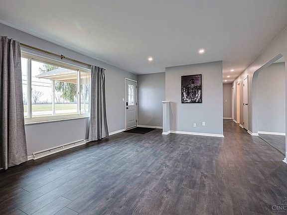 5th image of 1365 Millville Shandon Rd