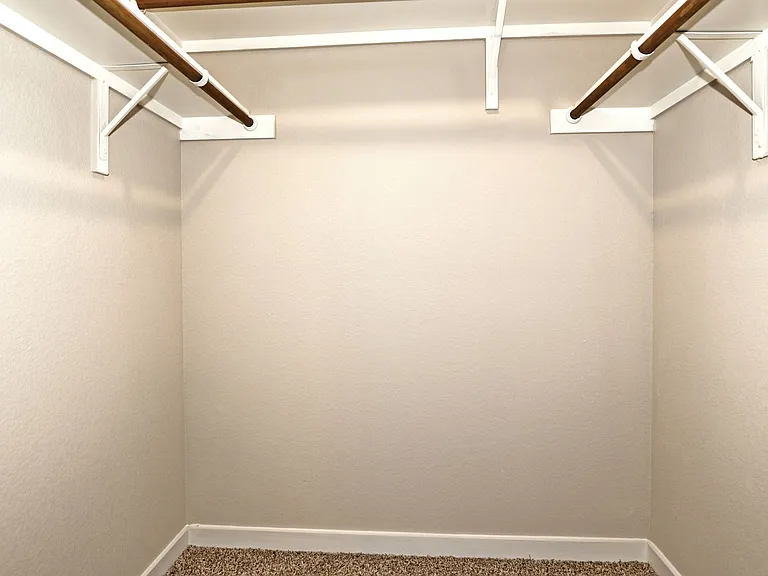 11318 Clearmine St — Photo 37