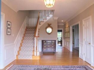 1594 Maddux Ln, Mc Lean, VA 22101