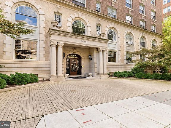 2nd image of 2039 New Hampshire Ave NW Unit 401