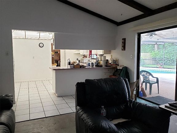 5th image of 720 Green Cove Dr