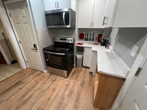 Newly Renovated Kitchen