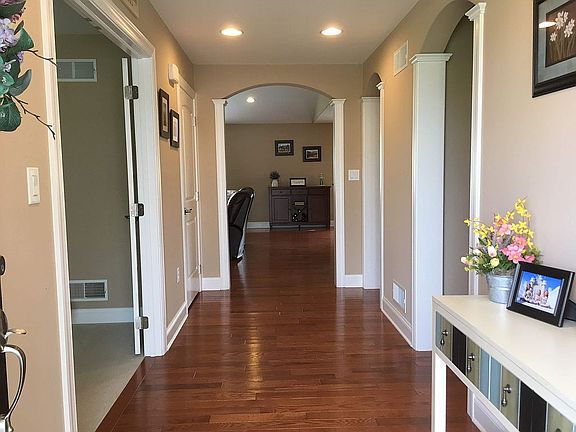 Foyer inside front door