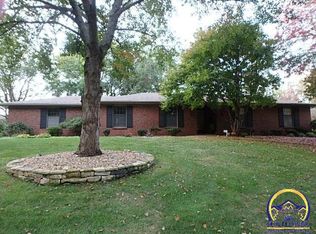 5635 SW 33rd St, Topeka, KS 66614