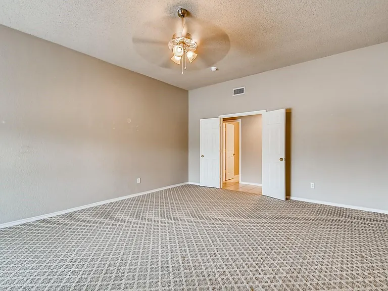 5930 River Bend Dr — Photo 21