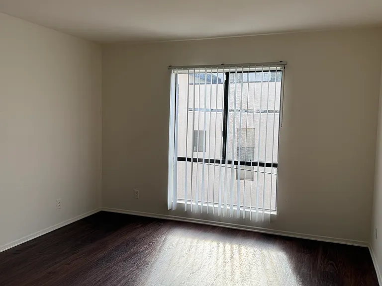 1855 Purdue Ave #205 — Photo 5