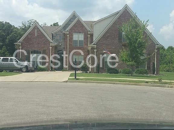 2nd image of 100 Whispering Pines Cv