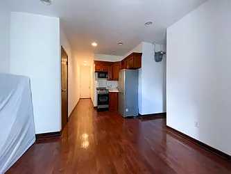 Rented by Kahen Properties