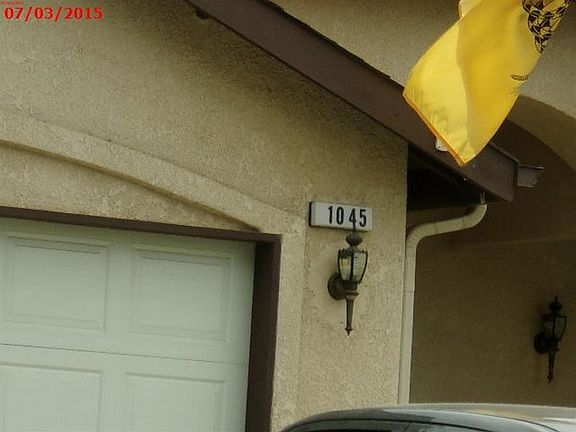 2nd image of 1045 W Yellowstone Dr