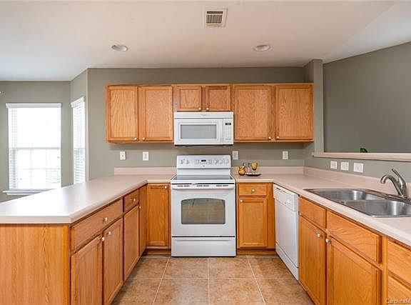 4th image of 8049 Long House Ln
