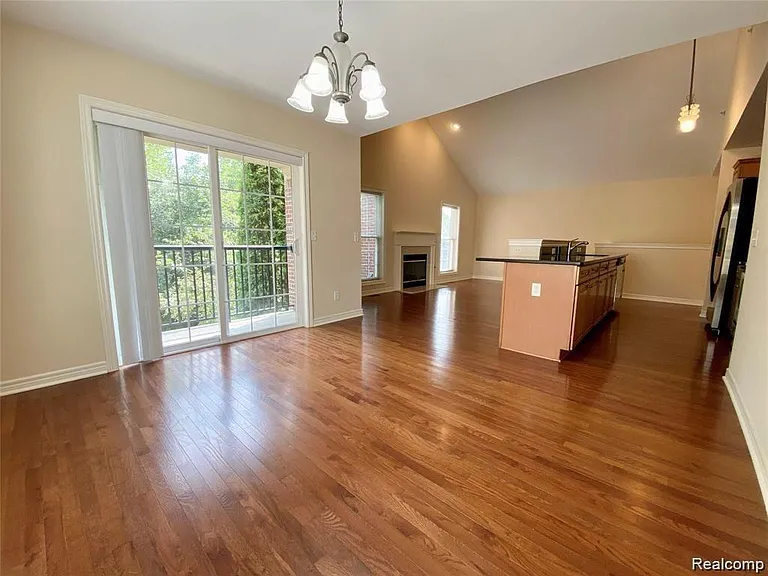 341 S Village Way — Photo 13