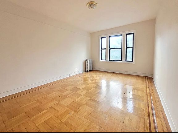2nd image of 68 W 238th St APT B12