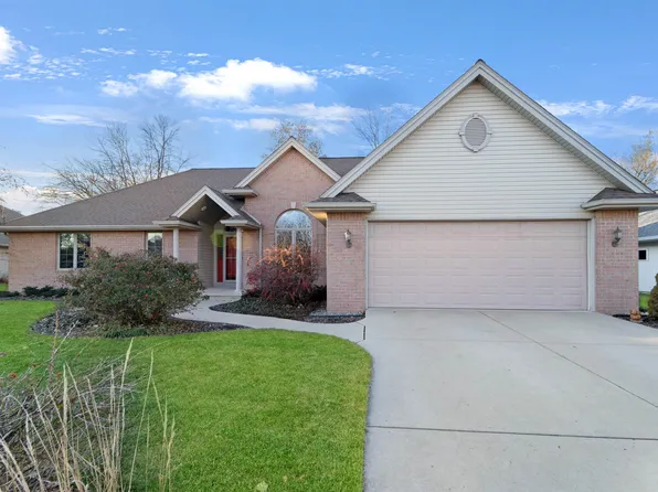 2196 River Trail Ct, De Pere, WI 54115