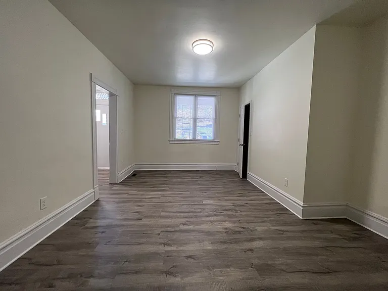 2918 Devlin St — Photo 5