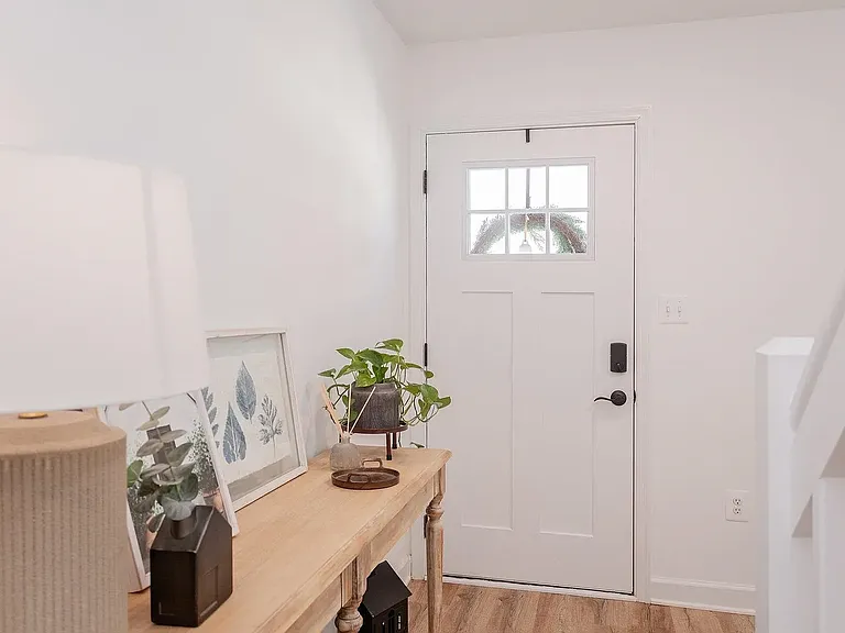 1360 Palomino Trl — Photo 3