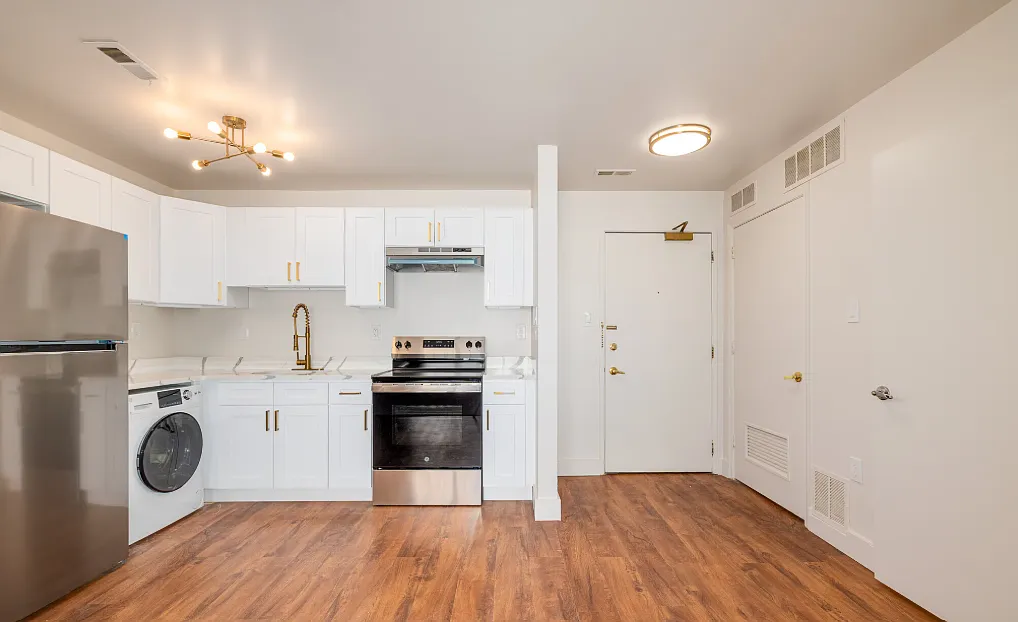 1 bed, 550 sqft, $1,450 — Photo 3