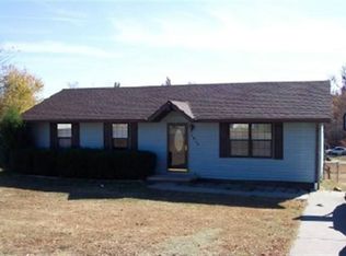 1535 Century Ln, Paducah, KY 42003