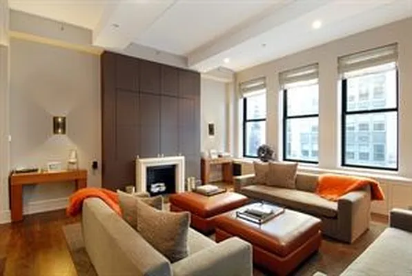 Sold by Douglas Elliman | media 17