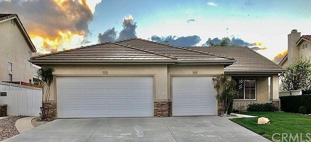 1st image of 24649 Chalone Dr