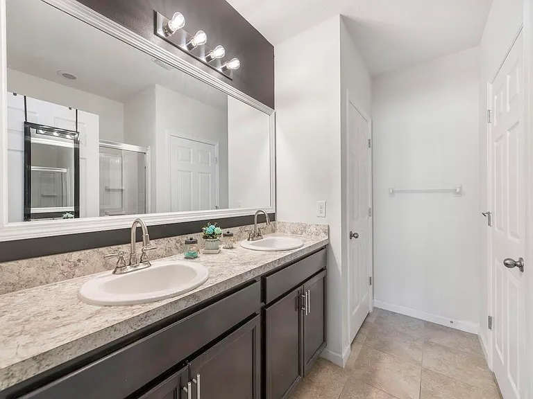 10057 SW Newberry Ave — Photo 9