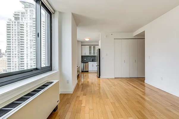 Rented by Spire Group | media 18