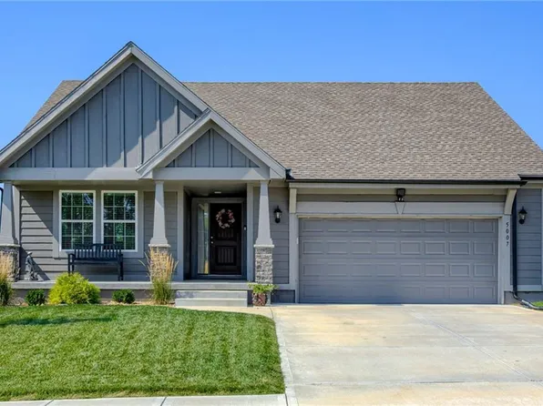 5007 NE 102nd St, Kansas City, MO 64156