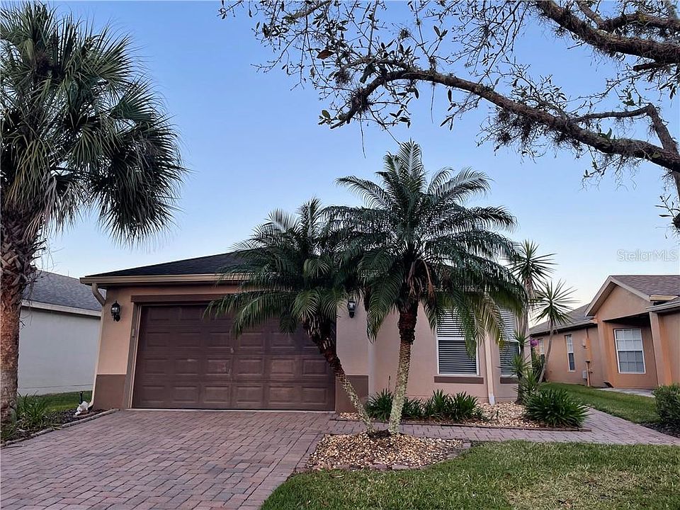 2nd image of 465 Grand Canal Dr