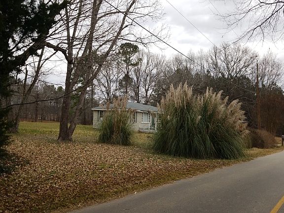 3rd image of 107 Charles Hart Rd