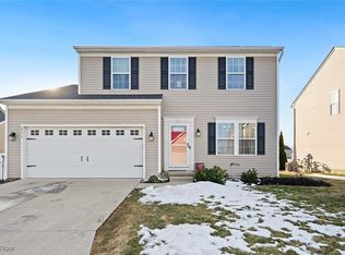 6096 Greenview Trl, North Ridgeville, OH 44039