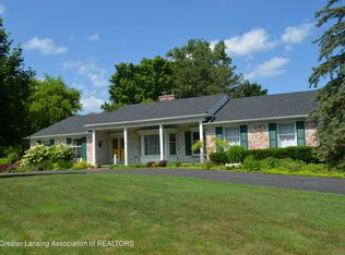 1057 Applegate Ln, East Lansing, MI 48823