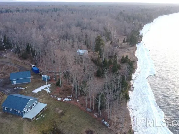 23509 Forest Dr, Skanee, MI 49962