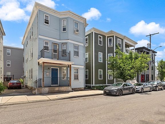 3rd image of 95 Malden St