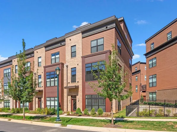 3927 Cranes Bill Ct, Rockville, MD 20852