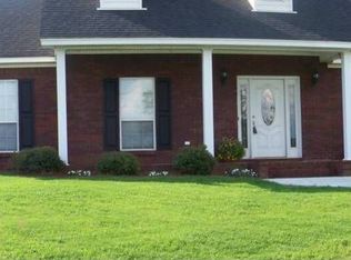 25 Century Ct, Wetumpka, AL 36092