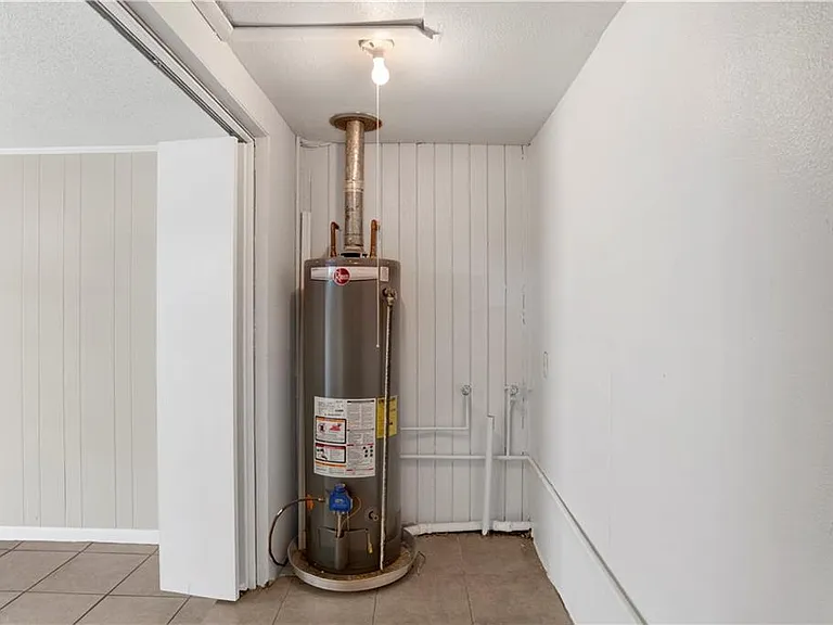 4988 Carol Plantation Rd — Photo 5