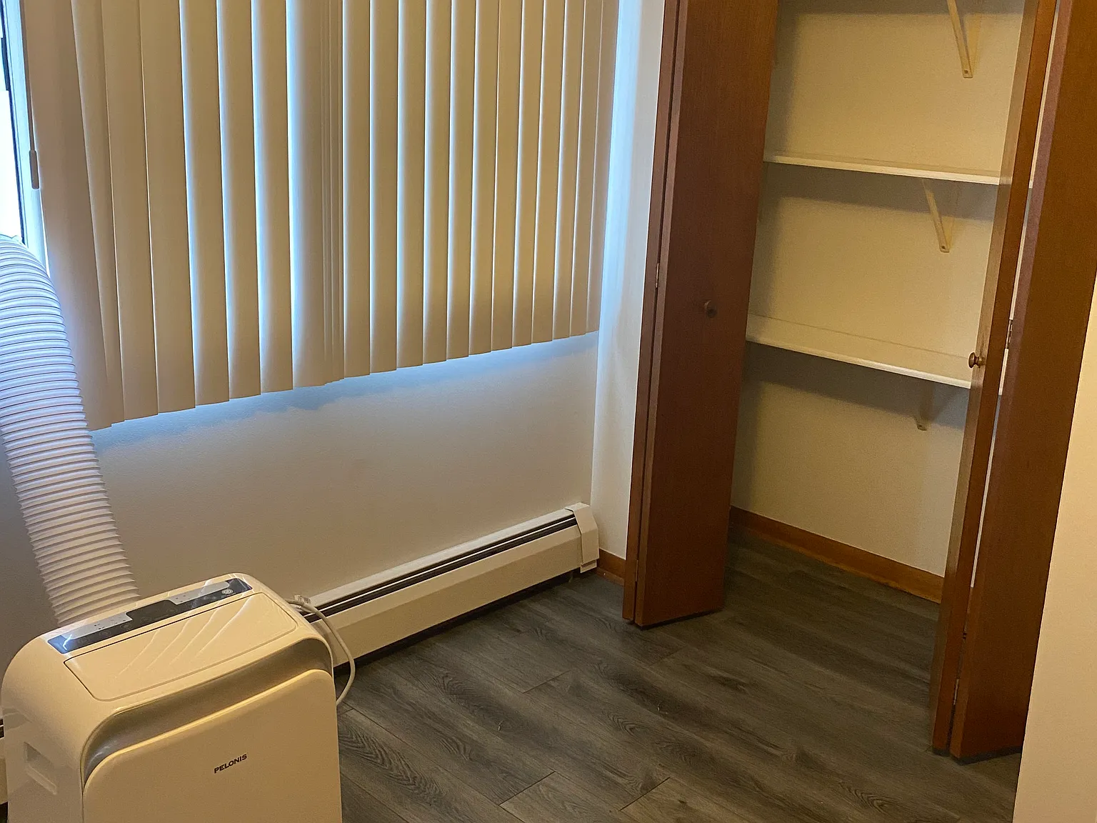 2 bed, 900 sqft, $1,500 — Photo 1