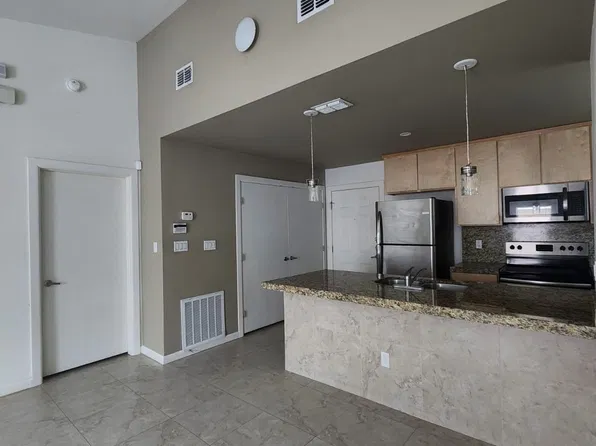 429 Pebble Crk APT 3, Edinburg, TX 78539
