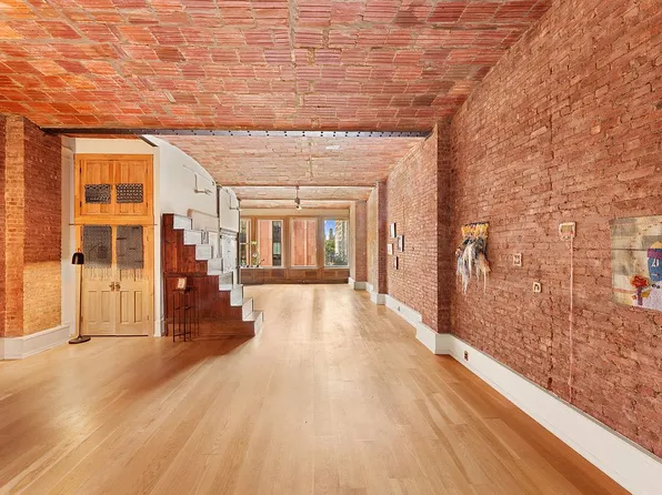 712 Broadway APT 3, New York, NY 10003