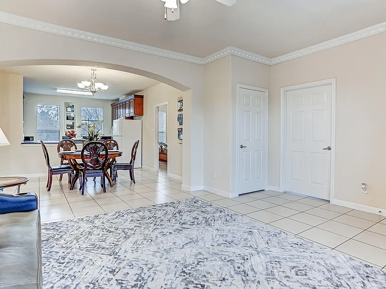 2078 Laverne St #8 — Photo 3